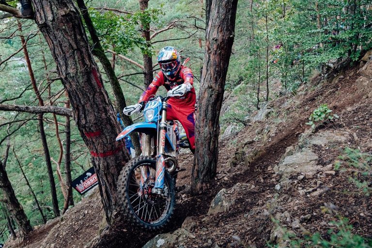 AO VIVO: Acompanhe a Etapa 1 do Red Bull Romaniacs 2025