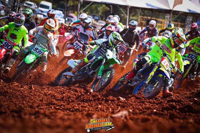 MX1 GP Brasil tem sábado de grandes provas em Brumadinho/MG