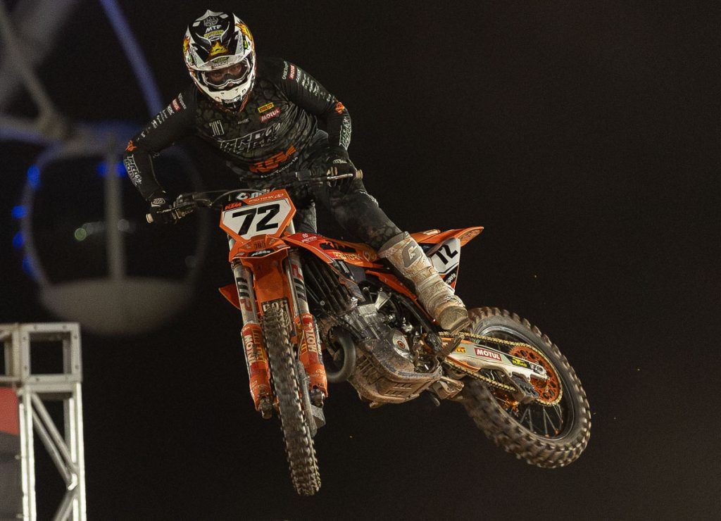 595 KTM Racing Team domina a final do Arena Cross com dobradinha na AX Pr&oacute;