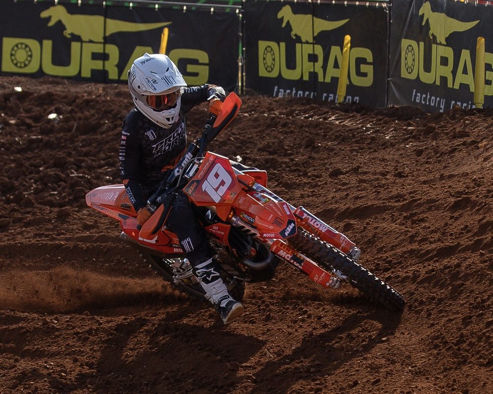 595 KTM Racing Team garante quatro p&oacute;dios e mant&eacute;m a lideran&ccedil;a da MXF e MXJr ap&oacute;s a 7&ordf; etapa do MX1 GP Brasil em Brumadinho/MG