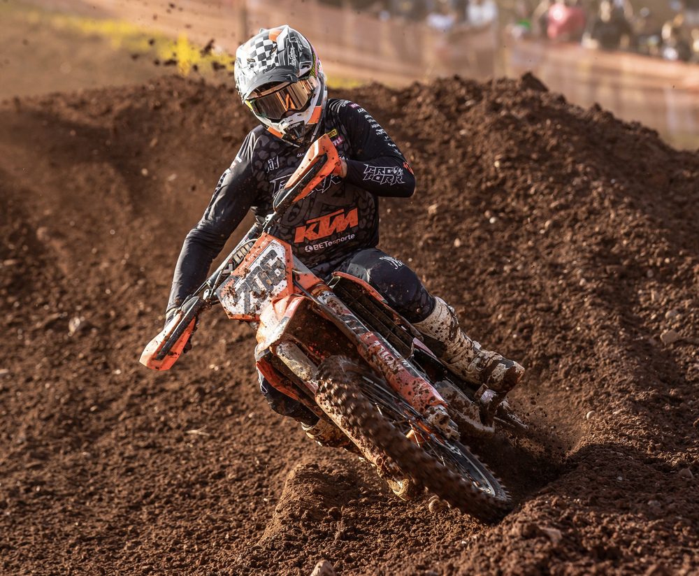 595 KTM Racing Team garante quatro p&oacute;dios e mant&eacute;m a lideran&ccedil;a da MXF e MXJr ap&oacute;s a 7&ordf; etapa do MX1 GP Brasil em Brumadinho/MG