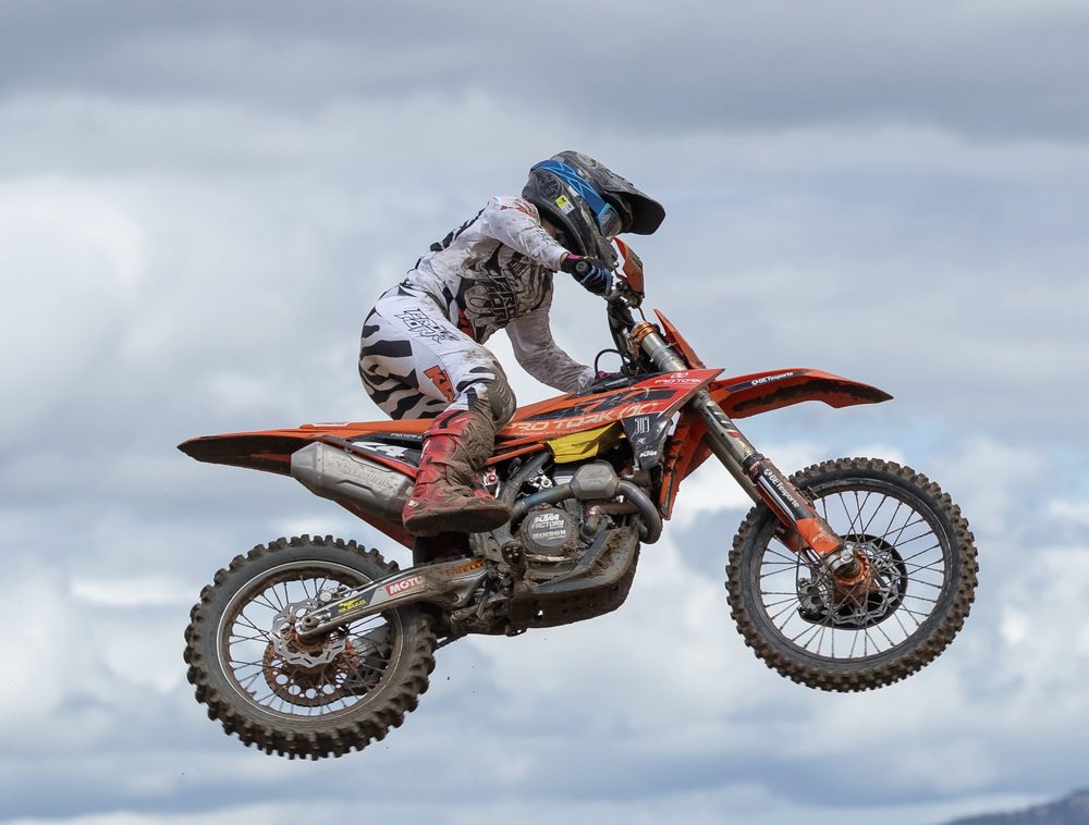 No retorno de Minas Gerais ao calend&aacute;rio nacional, 595 KTM Racing Team defende a lideran&ccedil;a da MXF e MXJr do MX1GP Brasil, em Brumadinho/MG