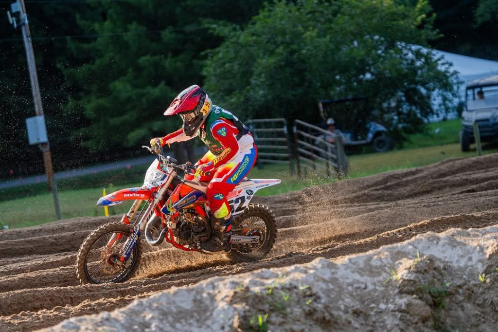 44&ordf; edi&ccedil;&atilde;o do Loretta Lynn’s tem semana repleta de disputas acirradas e desempenho produtivo dos brasileiros