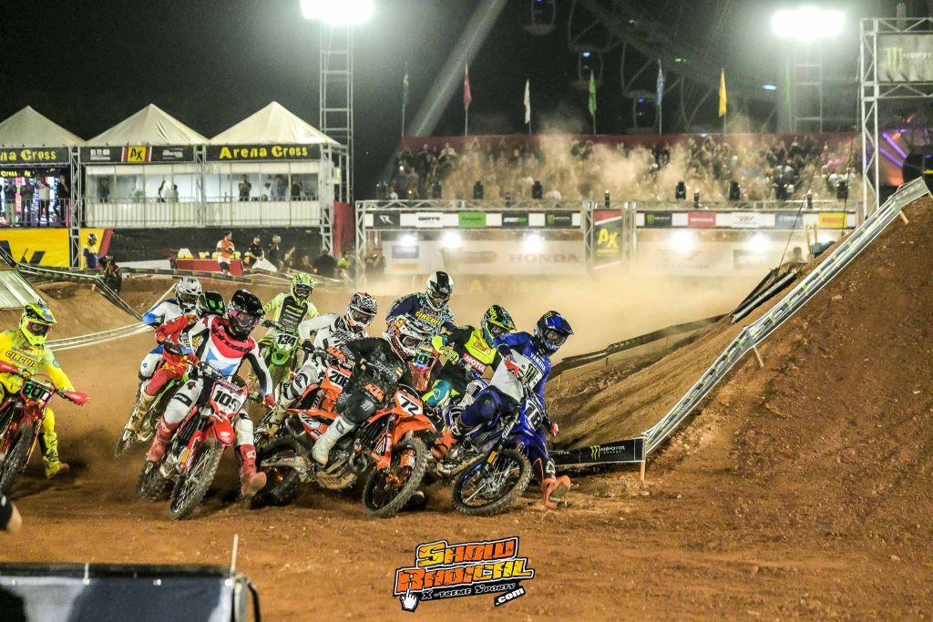 Arena Cross Brasil 2025 consagra campe&otilde;es em noite hist&oacute;rica no Parque Villa-Lobos, em S&atilde;o Paulo