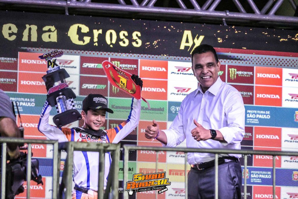 Arena Cross Brasil 2025 consagra campe&otilde;es em noite hist&oacute;rica no Parque Villa-Lobos, em S&atilde;o Paulo