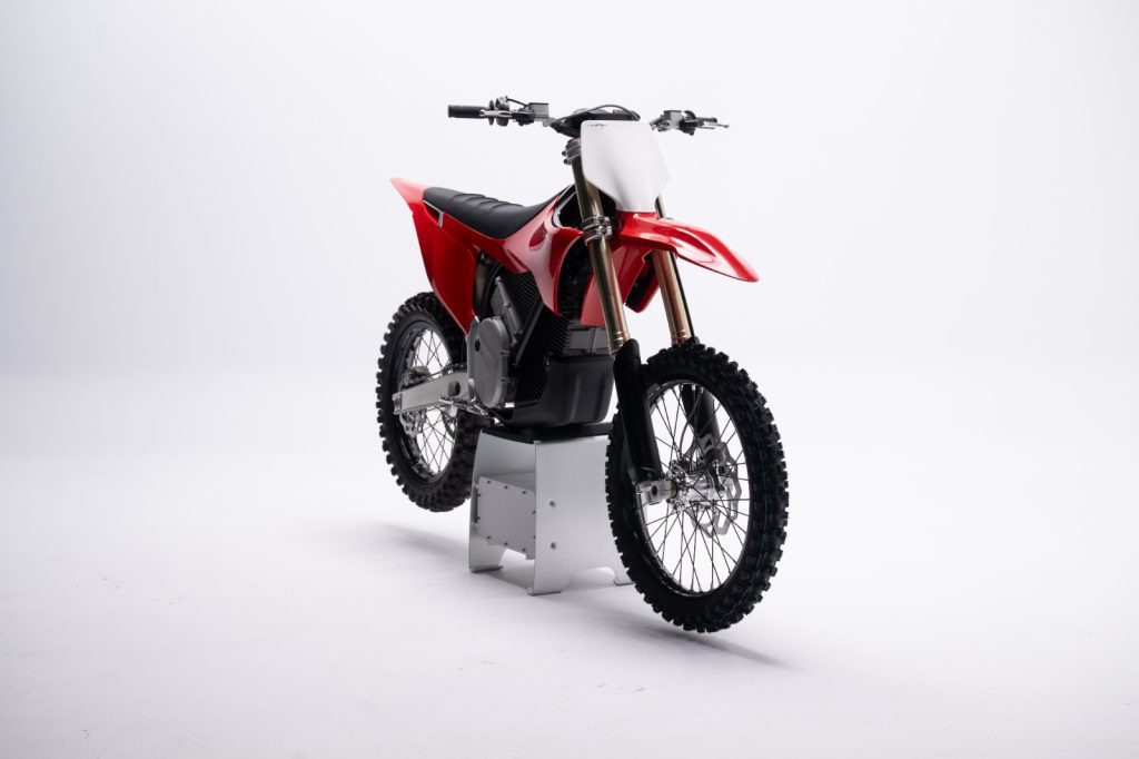 Stark Future apresenta a VARG MX 1.2: a evolu&ccedil;&atilde;o definitiva da motocross el&eacute;trica premium
