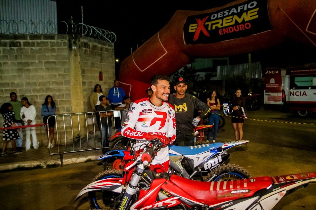 Semifinal do Desafio Extreme leva adrenalina e p&uacute;blico &agrave;s ruas de Matozinhos (MG)