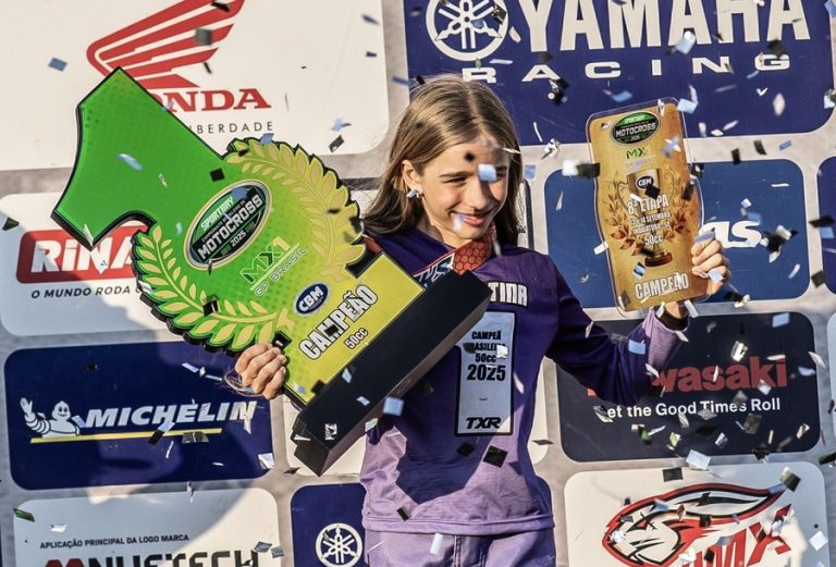 Valentina Barg faz história e se torna a primeira mulher campeã brasileira na 50cc