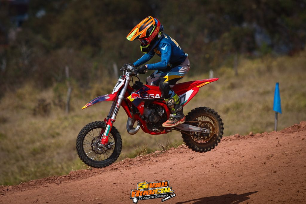 12&ordm; Motocross de Cruz&iacute;lia: disputas acirradas e casa cheia em uma das provas mais tradicionais do Sul de Minas