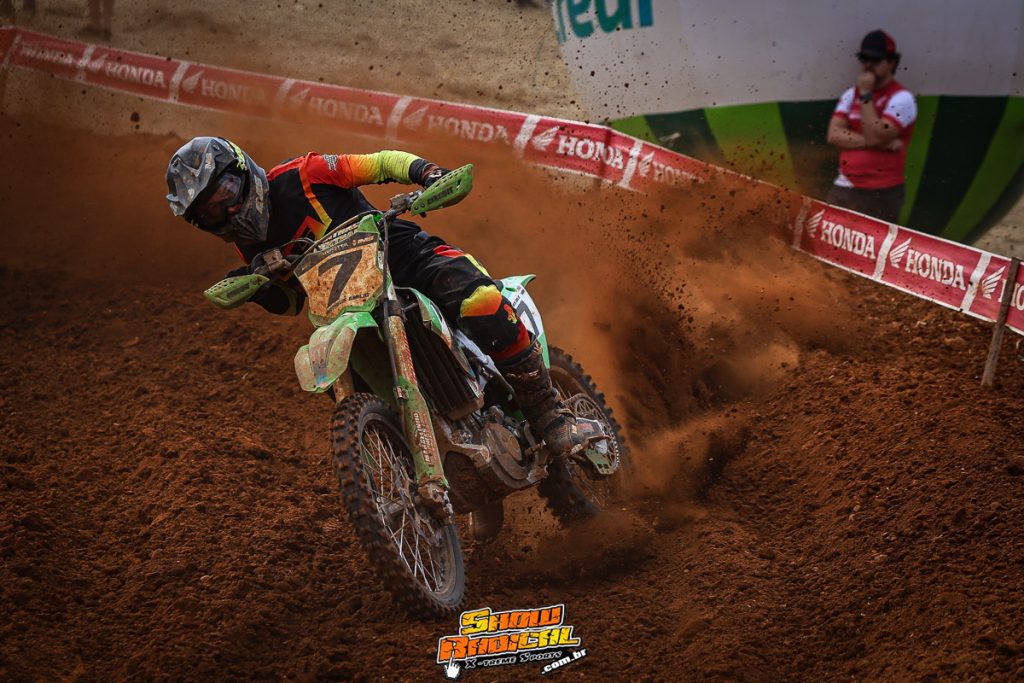 12&ordm; Motocross de Cruz&iacute;lia: disputas acirradas e casa cheia em uma das provas mais tradicionais do Sul de Minas