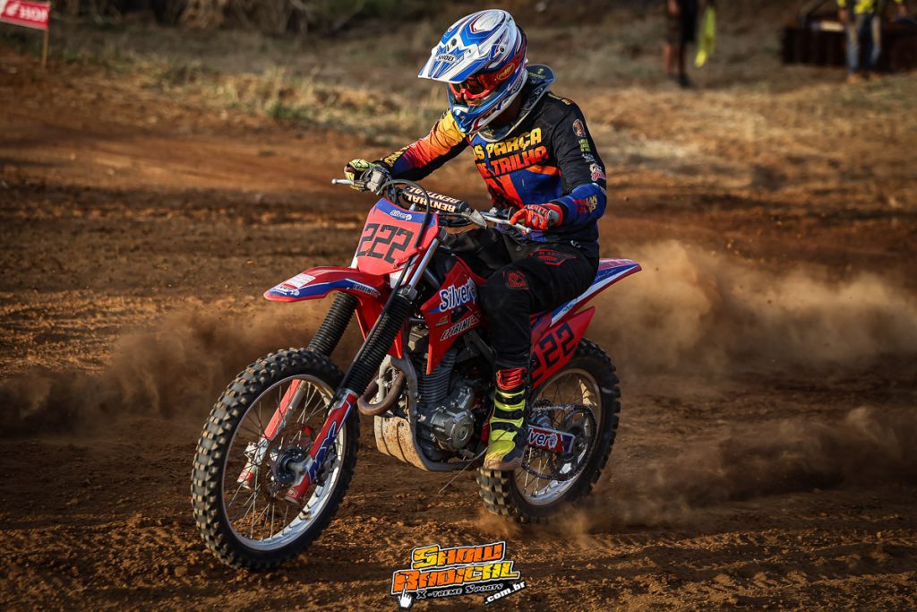 12&ordm; Motocross de Cruz&iacute;lia: disputas acirradas e casa cheia em uma das provas mais tradicionais do Sul de Minas