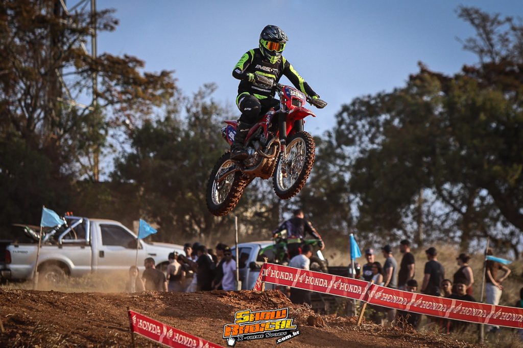 12&ordm; Motocross de Cruz&iacute;lia: disputas acirradas e casa cheia em uma das provas mais tradicionais do Sul de Minas