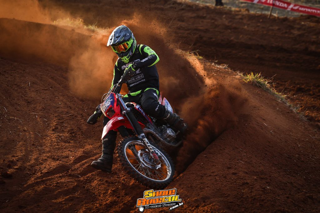 12&ordm; Motocross de Cruz&iacute;lia: disputas acirradas e casa cheia em uma das provas mais tradicionais do Sul de Minas