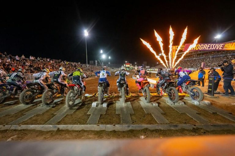 SMX: Programação, estatísticas e informações sobre a transmissão do Playoff #1 do SuperMotocross | Charlotte