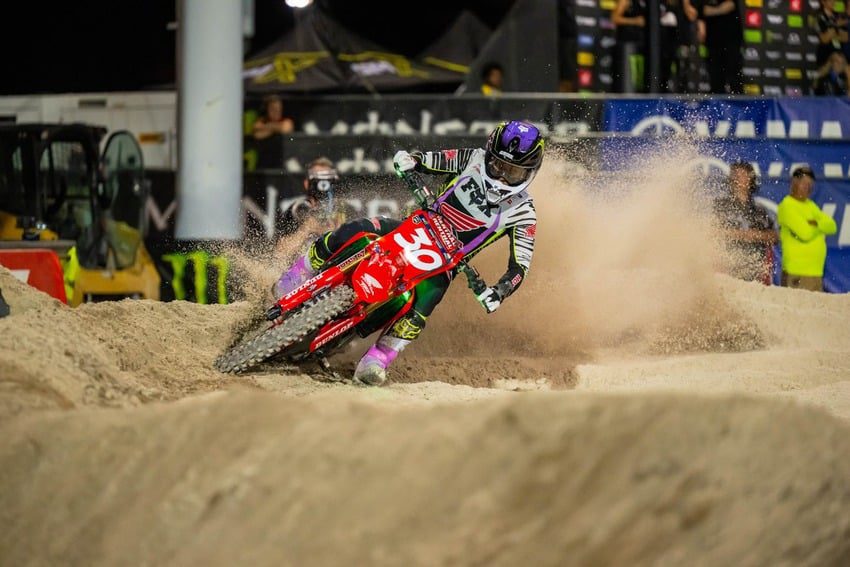 &ldquo;N&atilde;o estou irritado com isso&rdquo;: Shimoda em entrevista ap&oacute;s batalha feroz com Deegan