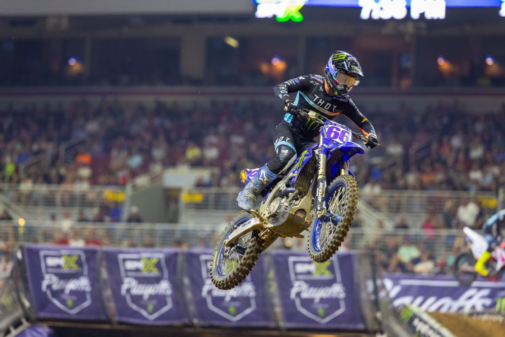Hunter Lawrence conquista vit&oacute;ria eletrizante no Playoff 2 do SMX World Championship em St. Louis