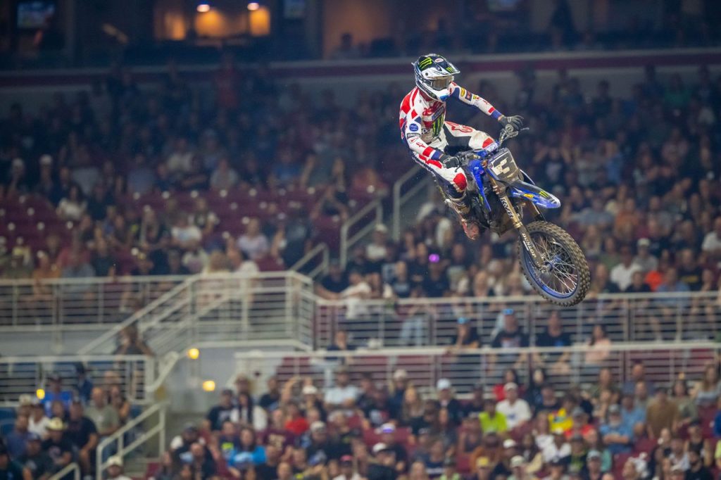 Hunter Lawrence conquista vit&oacute;ria eletrizante no Playoff 2 do SMX World Championship em St. Louis