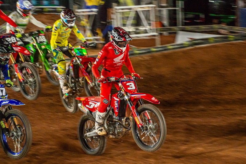 Pilotos apoiados por Serginho Suspens&otilde;es alcan&ccedil;am quatro t&iacute;tulos nacionais na temporada 2025