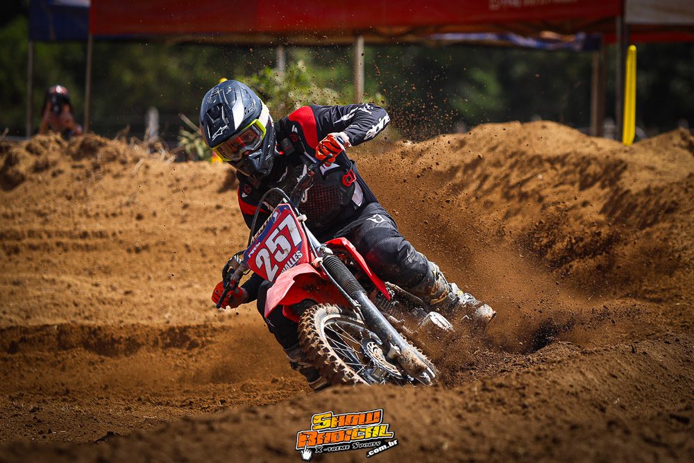 Copa Sul Minas de Velocross movimenta Carea&ccedil;u/MG com disputas eletrizantes