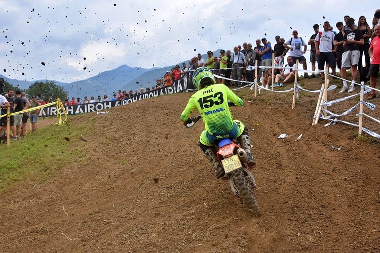 Renato Paz &ldquo;Muguinho&rdquo; comenta sobre participa&ccedil;&atilde;o positiva em sua estreia no ISDE, na It&aacute;lia