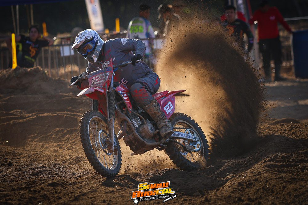 Copa Sul Minas de Velocross movimenta Carea&ccedil;u/MG com disputas eletrizantes