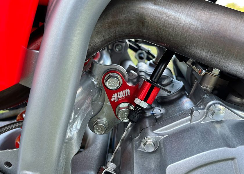 Conhe&ccedil;a 15 produtos 4Win Racing Parts para a sua nova CRF 300F