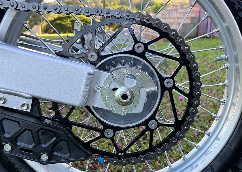 Conhe&ccedil;a 15 produtos 4Win Racing Parts para a sua nova CRF 300F