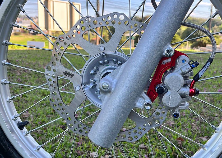 Conhe&ccedil;a 15 produtos 4Win Racing Parts para a sua nova CRF 300F