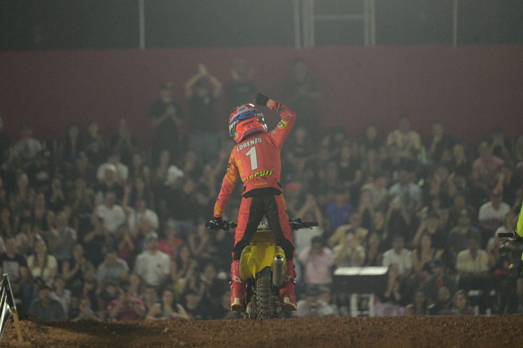 Lorenzo Ricken &eacute; bicampe&atilde;o do Arena Cross Brasil com Circuit Equipment