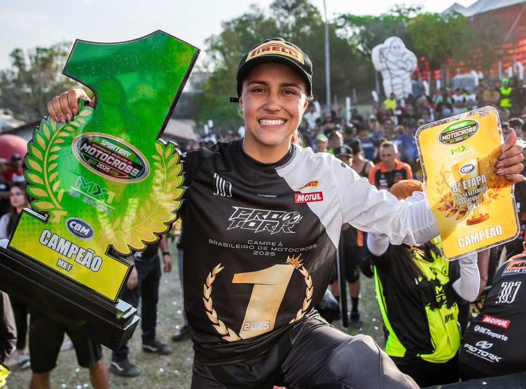 Luanna Neves conquista t&iacute;tulo in&eacute;dito da MXF e 595 KTM Racing Team encerra temporada com dois t&iacute;tulos no MX1GP Brasil