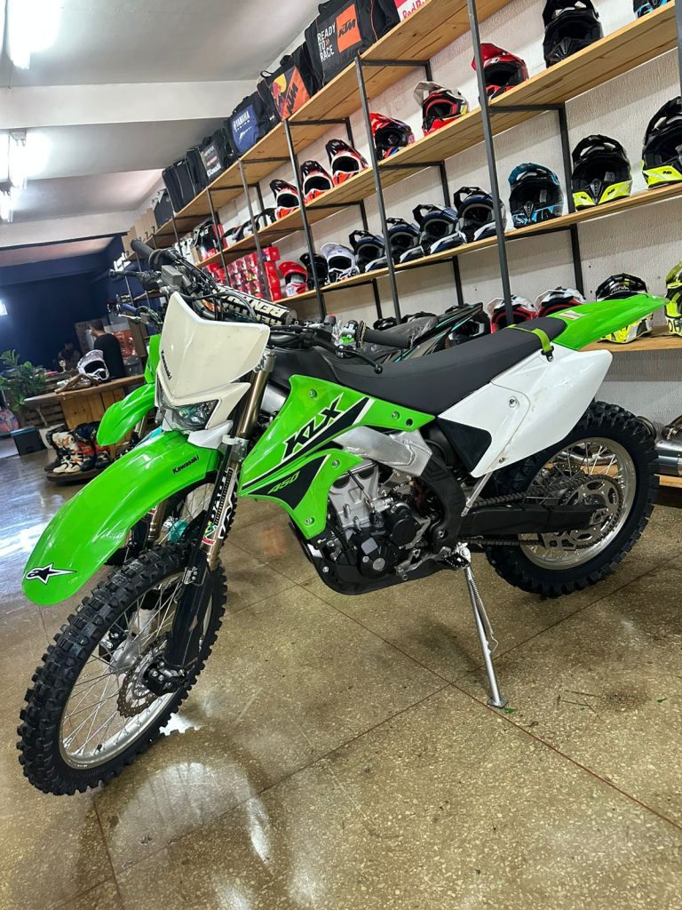 Edgar Racing apresenta 10 motos seminovas e usadas com pre&ccedil;o especial e as melhores condi&ccedil;&otilde;es! CLIQUE E CONFIRA