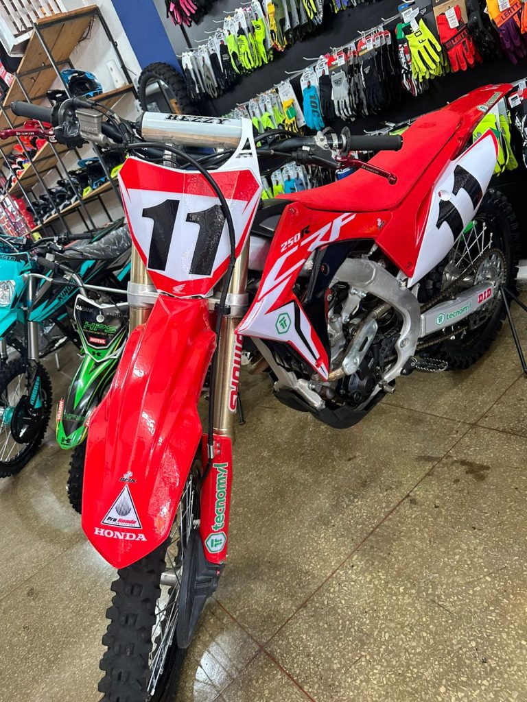 Edgar Racing apresenta 10 motos seminovas e usadas com pre&ccedil;o especial e as melhores condi&ccedil;&otilde;es! CLIQUE E CONFIRA