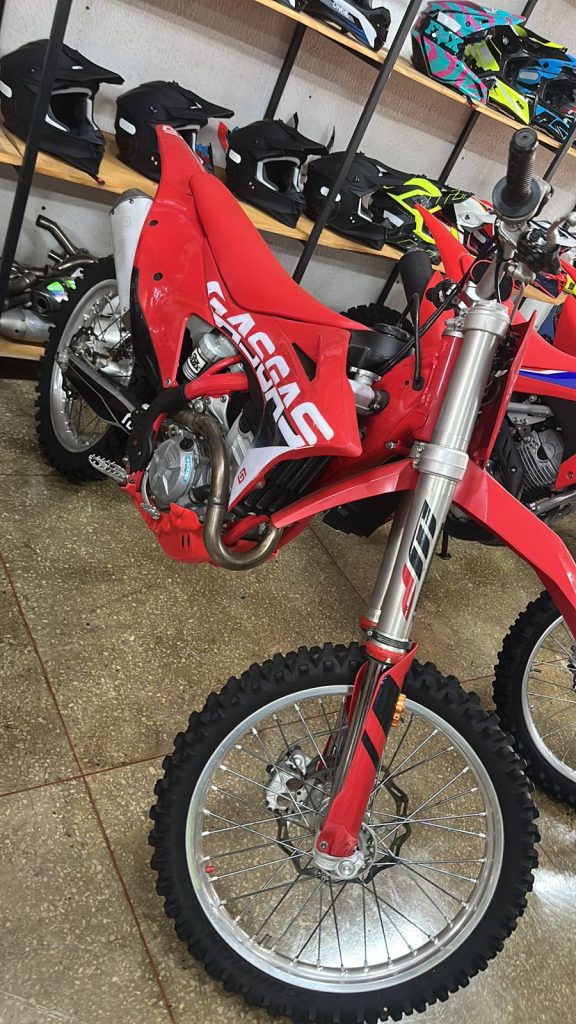 Edgar Racing apresenta 10 motos seminovas e usadas com pre&ccedil;o especial e as melhores condi&ccedil;&otilde;es! CLIQUE E CONFIRA