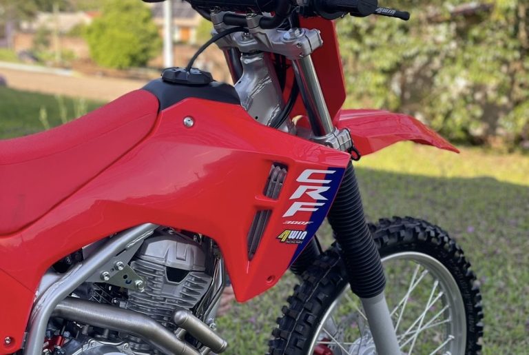 Conheça 15 produtos 4Win Racing Parts para a sua nova CRF 300F