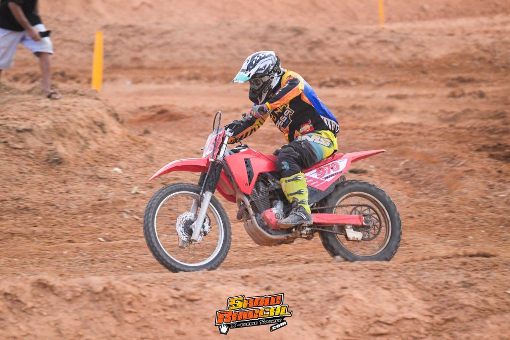 GP Curion&oacute;polis de Motocross 2025 distribui R$ 100 mil em premia&ccedil;&atilde;o e re&uacute;ne grandes nomes do motocross