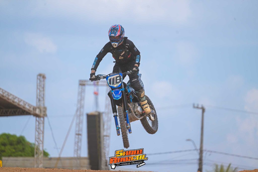 GP Curion&oacute;polis de Motocross 2025 distribui R$ 100 mil em premia&ccedil;&atilde;o e re&uacute;ne grandes nomes do motocross