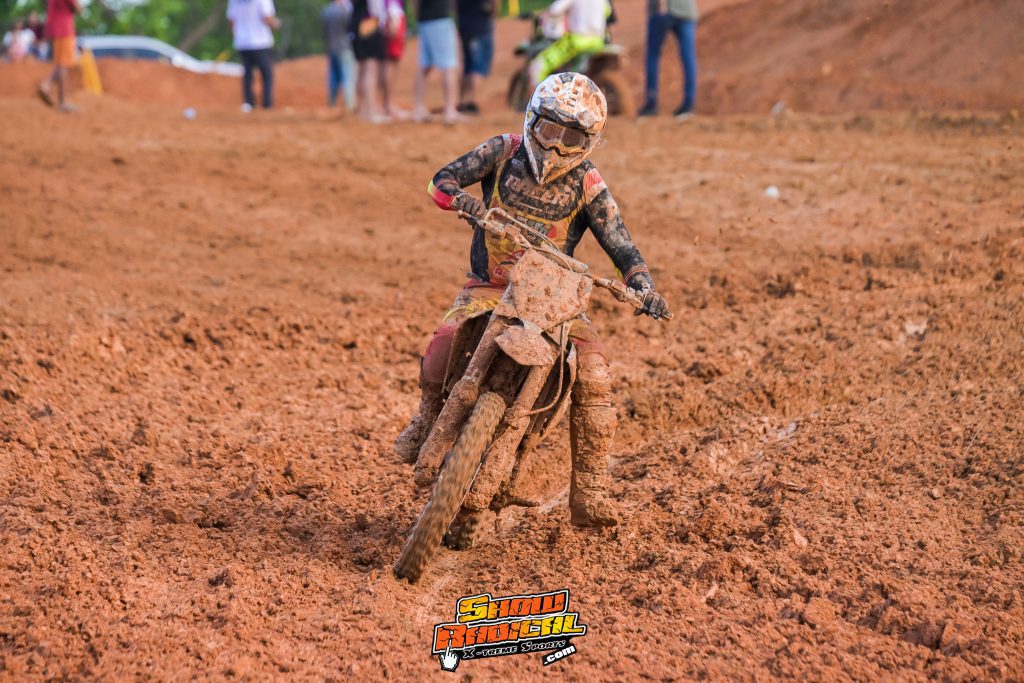 GP Curion&oacute;polis de Motocross 2025 distribui R$ 100 mil e consagra Rafael Faria como grande destaque do domingo