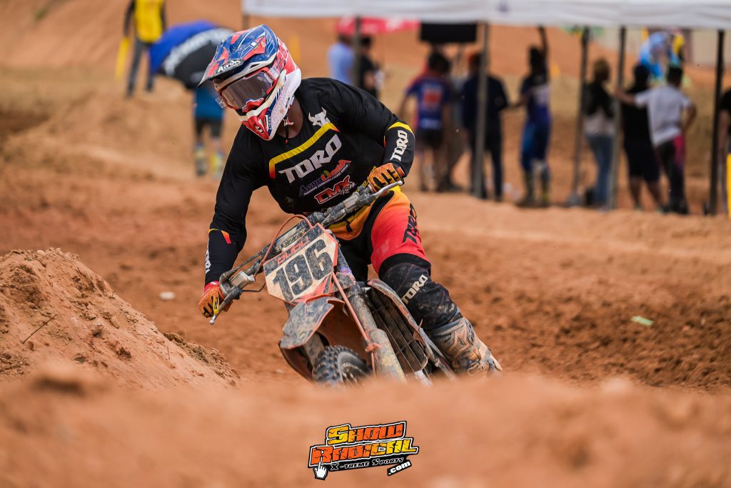 GP Curion&oacute;polis de Motocross 2025 distribui R$ 100 mil e consagra Rafael Faria como grande destaque do domingo