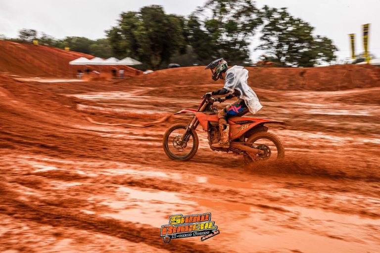 2ª etapa do Carioca de MX em Macaé/RJ tem provas de domingo afetadas pela chuva