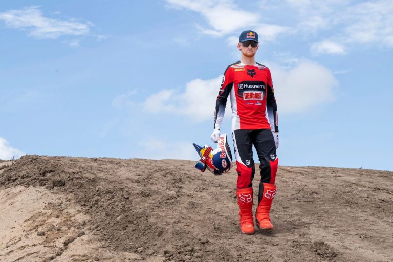 Kay de Wolf permanece na Husqvarna e fará estreia na 450 em 2026