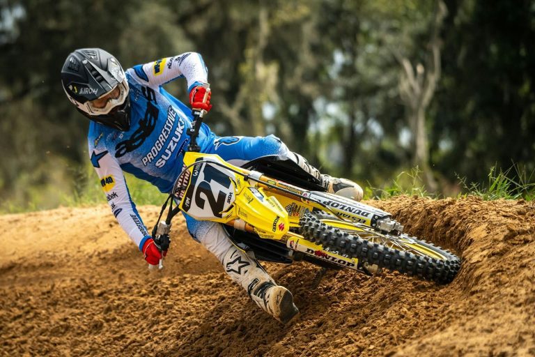 VÍDEO: Jason Anderson em ação a bordo da Suzuki