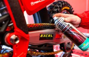 RT Brasil Motorex: Transmissão protegida e corrente lubrificada com Motorex Chain Lub, saiba mais sobre cuidados com a sua relação