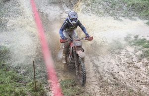 Flávio Volpi vence em Canelinha e fica próximo de comemorar o título do Brasileiro de Enduro em 2025