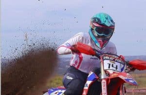 Líder no Latino-Americano de Enduro, Valentina Forti defende a Rinaldi na rodada final, no fim de semana, em Patrocínio (MG)