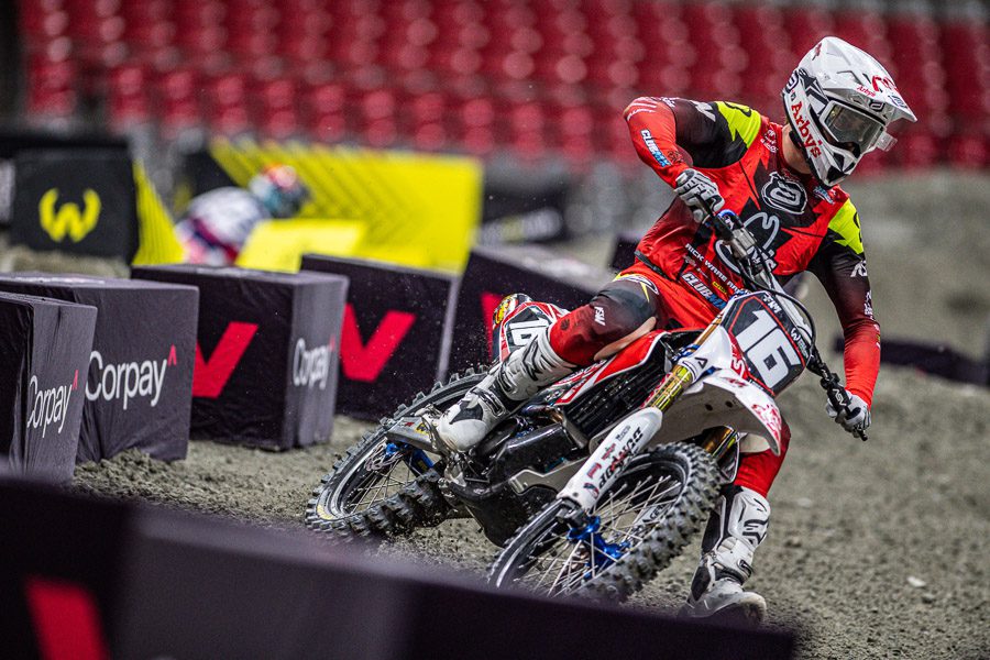 WSX: Eli Tomac vence pela primeira vez com a KTM; Enzo Lopes coloca o Brasil no p&oacute;dio