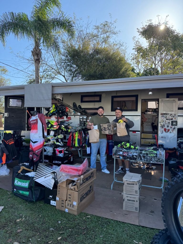 MORANGUINHO RACING: A PAIX&Atilde;O PELO OFF ROAD QUE RODA O BRASIL