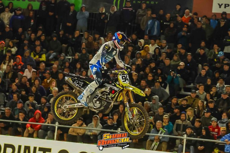 Ken Roczen e Max Anstie dominam a abertura do Mundial de Supercross FIM WSX 2025 na Argentina