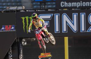 Jo Shimoda renova com a equipe Honda HRC Progressive após conquistar o título da SuperMotocross 250 2025