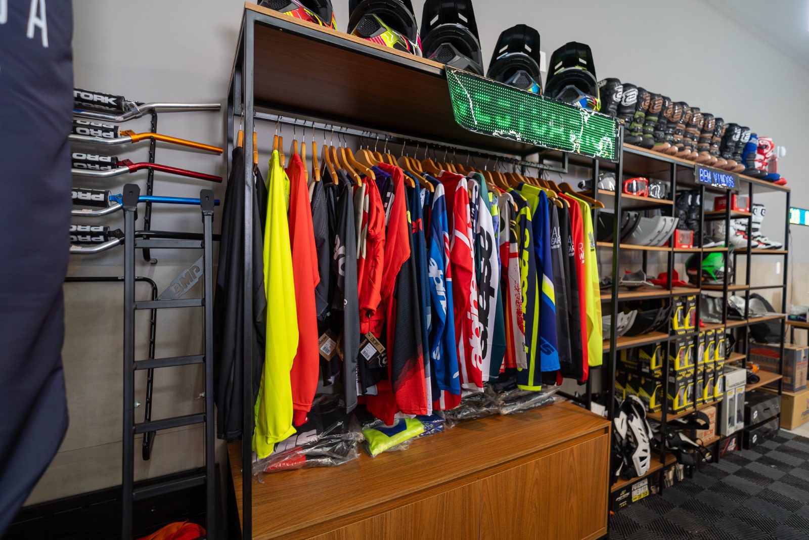 LARAMASSA MX: A NOVA FOR&Ccedil;A DO OFF-ROAD EM ALFENAS&ndash;MG E MAIS NOVA PARCEIRA DO SHOW RADICAL