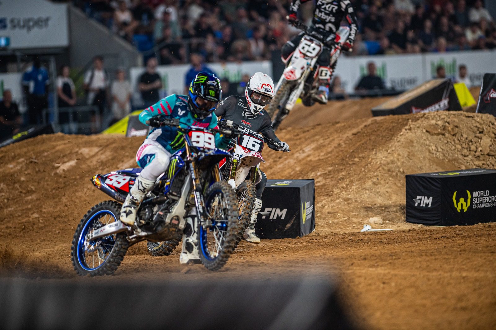 Australian GP WSX 2025: Disputas intensas, dom&iacute;nio de Roczen e nova demonstra&ccedil;&atilde;o de for&ccedil;a de Anstie na 250cc